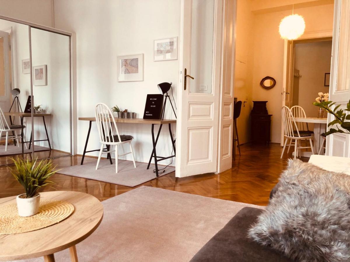 Room 44 Ösek Dış mekan fotoğraf