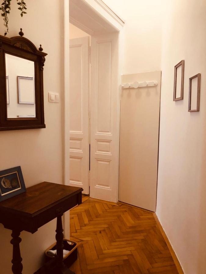 Room 44 Ösek Dış mekan fotoğraf